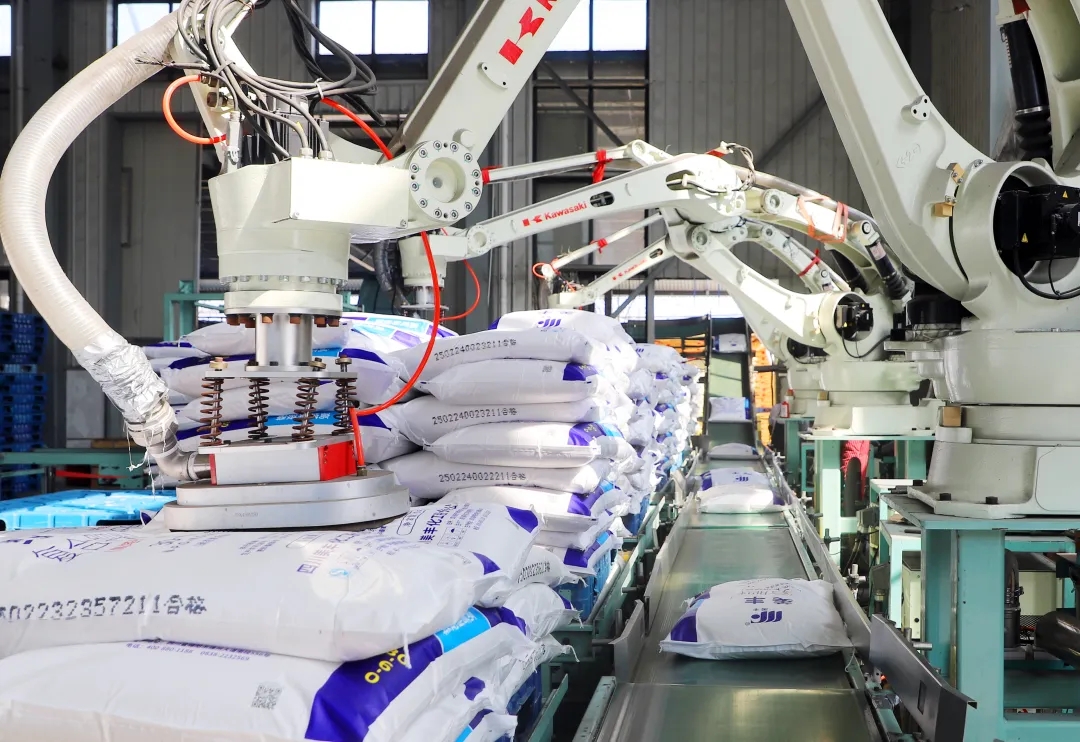 服务春耕：太阳集团打好保供「主动仗」